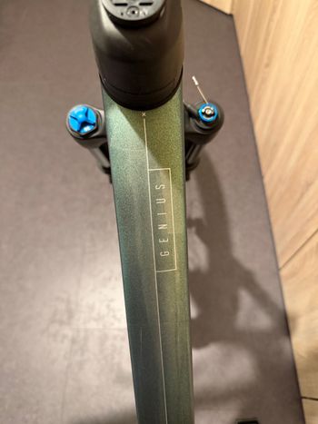 Used Scott Genius 910 2023 2023 Mountainbike — image 5 of 15