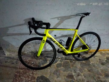 Used Scott addcitc RC Custom Shimano Ultegra 2020 Road & Gravel, Black — image 2 of 3