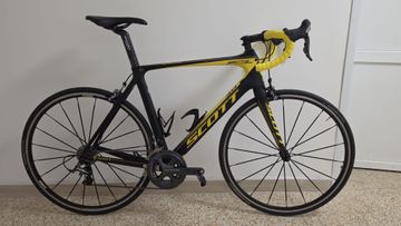 Scott Foil 30 2017 2017 Road & Gravel usato