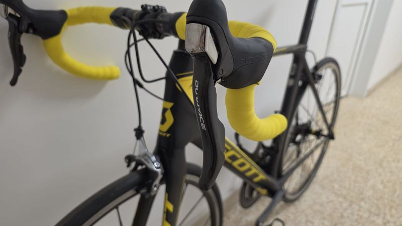 Used Scott Foil 30 2017 2017 Road & Gravel, Black — image 3 of 6