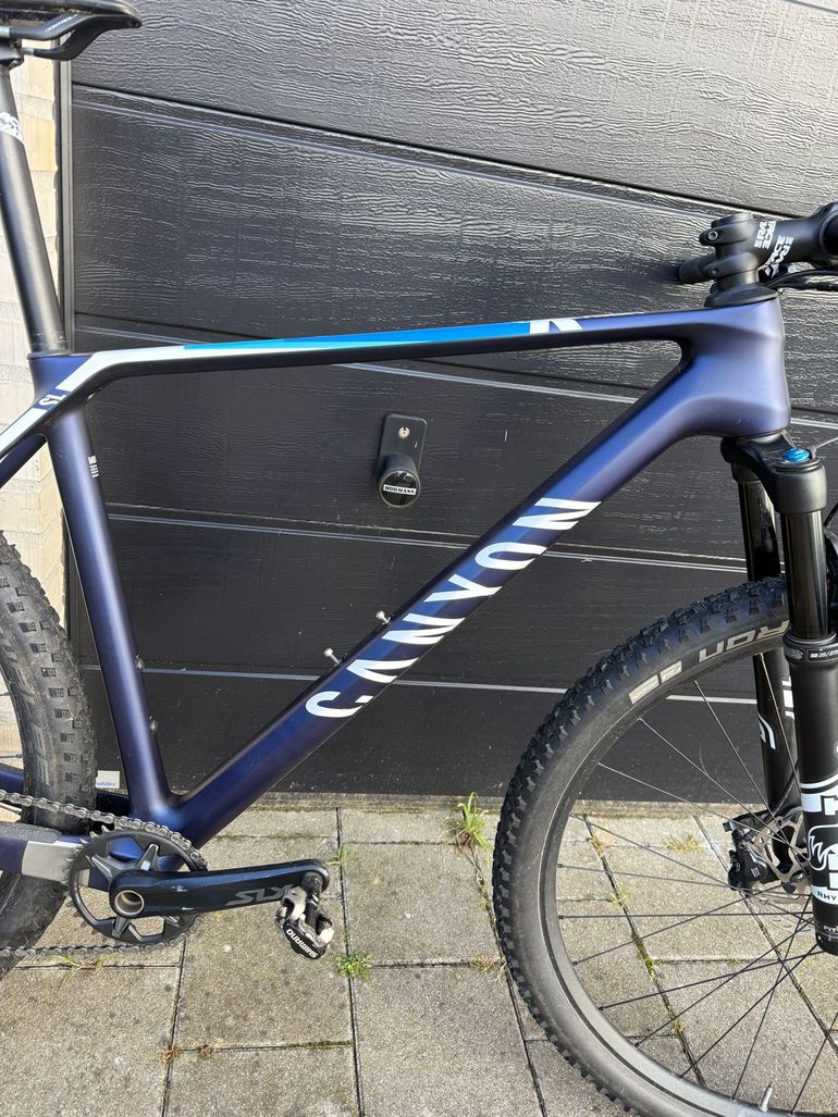 Used Canyon Exceed CF 6 2021 2021 Mountainbike — image 2 of 14
