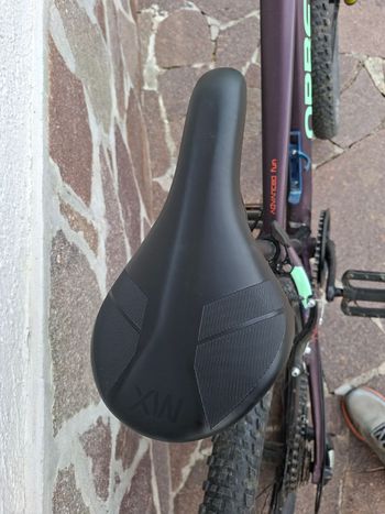 Used Orbea MX 24 DIRT 2022 2022 Mountainbike, Purple, 12, 16, 20, 24 — image 5 of 6