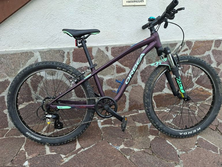 Used Orbea MX 24 DIRT 2022 2022 Mountainbike, Purple, 12, 16, 20, 24 — image 1 of 6
