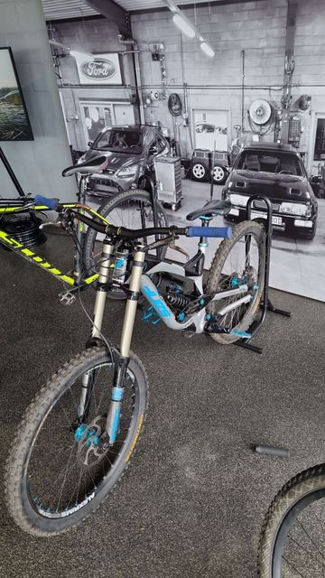 YT Custom SRAM X9 2013 MTB d'occasion