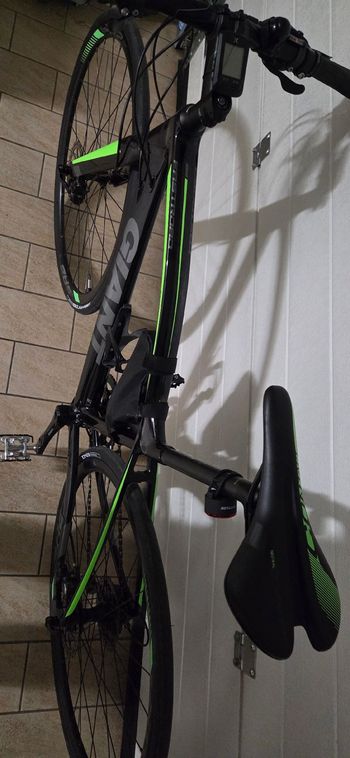 Used Giant Fastroad Shimano Tiagra 2018 Road & Gravel, Black — image 4 of 5