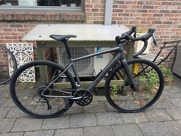 Used Trek Domane AL 2 Gen 4 2025 2025 Road & Gravel, Light Gray — image 5 of 8
