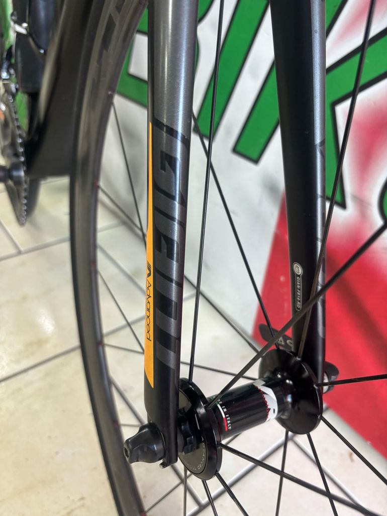 Used Giant Tcr Shimano 105 2016 Road & Gravel — image 13 of 16