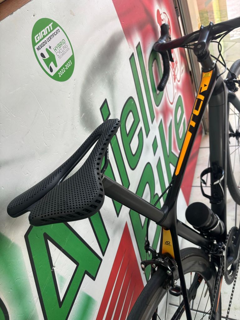 Used Giant Tcr Shimano 105 2016 Road & Gravel — image 9 of 16