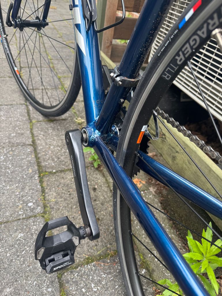 Used Trek Domane AL 2 2024 2024 Road & Gravel, Blau — image 6 of 8