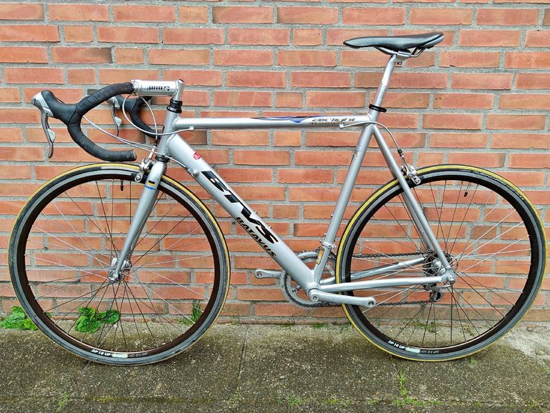 Used Batavus Batavus Custom Shimano Sora 2000 Road & Gravel — image 10 of 15