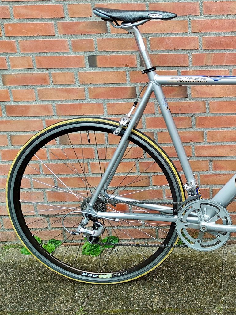 Used Batavus Batavus Custom Shimano Sora 2000 Road & Gravel — image 2 of 15
