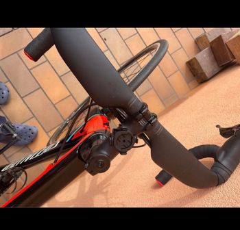 Used Specialized Venge Elite 2018 2018 Road & Gravel, Red — image 9 of 10