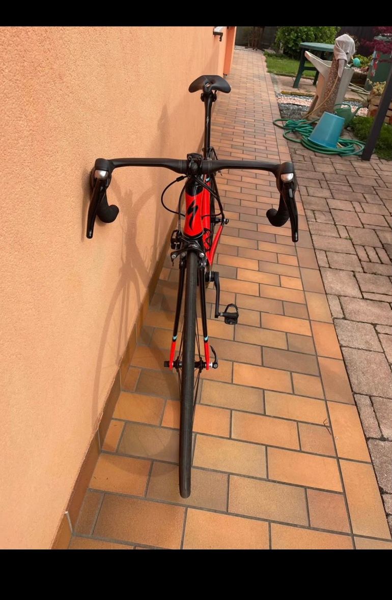Used Specialized Venge Elite 2018 2018 Road & Gravel, Red — image 2 of 10