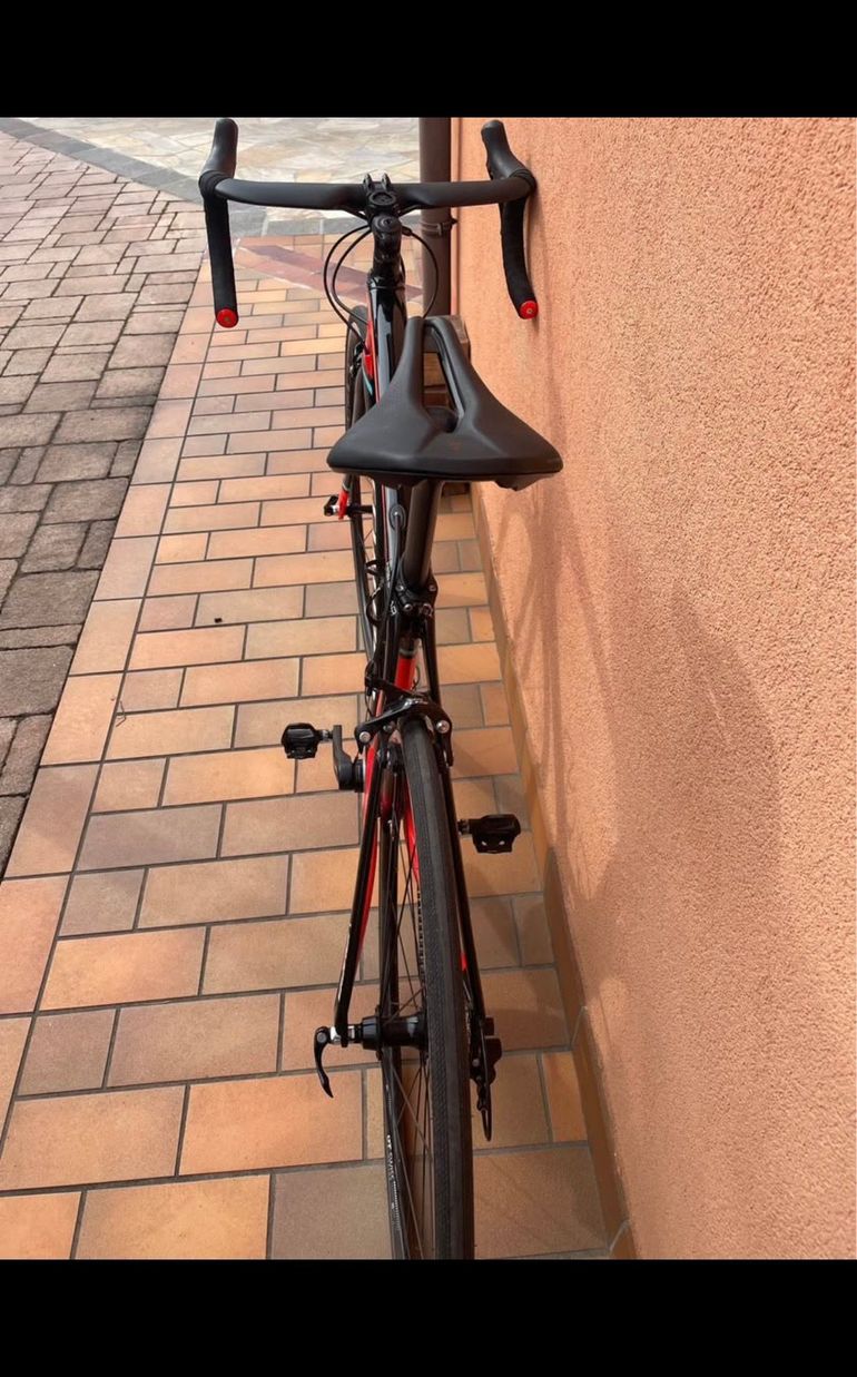 Used Specialized Venge Elite 2018 2018 Road & Gravel, Red — image 6 of 10