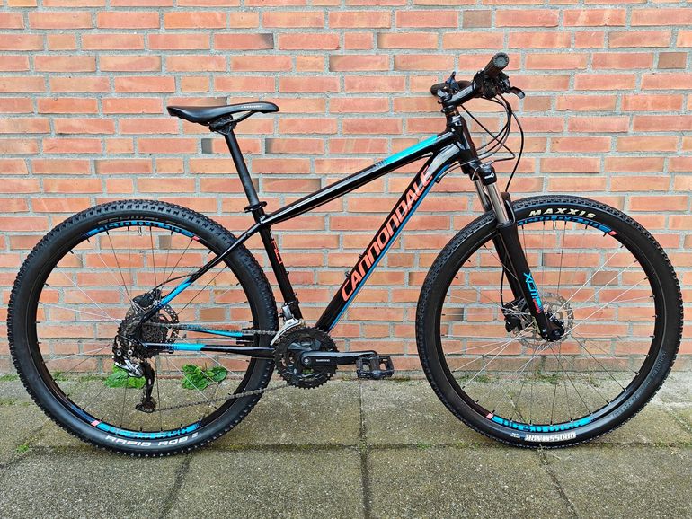 Used Cannondale Trail 5 2017 2017 Mountainbike, Schwarz, 27.5 — image 1 of 18