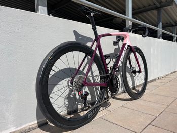 Used Trek Émonda SLR 9 eTap 2022 2022 Road & Gravel — image 6 of 13