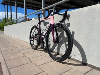 Used Trek Émonda SLR 9 eTap 2022 2022 Road & Gravel — image 5 of 13