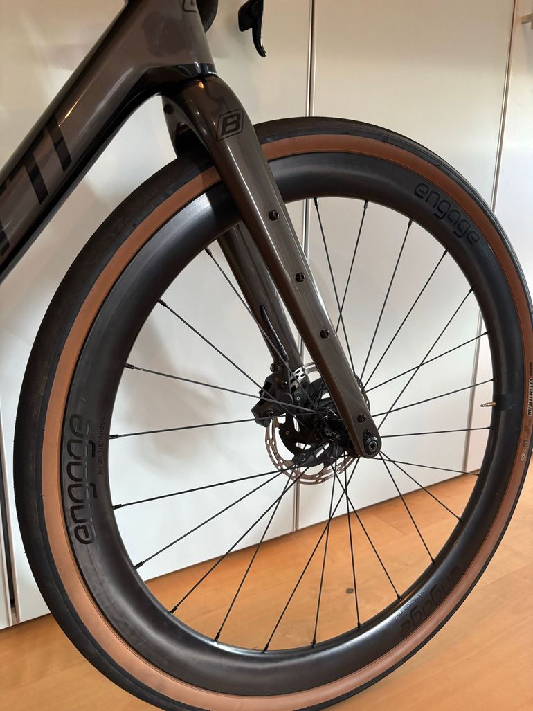 Used Benotti Fuoco SRAM Force eTap AXS 2022 Road & Gravel, Black — image 11 of 17