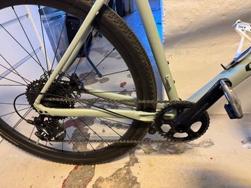 Used Specialized Diverge Comp E5 2022 2022 Road & Gravel, Green — image 2 of 11