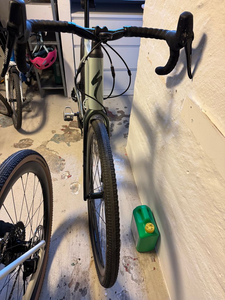 Used Specialized Diverge Comp E5 2022 2022 Road & Gravel — image 3 of 11