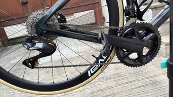 Used Specialized Tarmac SL7 Expert 2022 2022 Road & Gravel — image 2 of 7