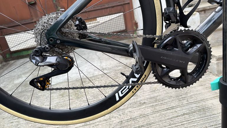 Used Specialized Tarmac SL7 Expert 2022 2022 Road & Gravel — image 2 of 7