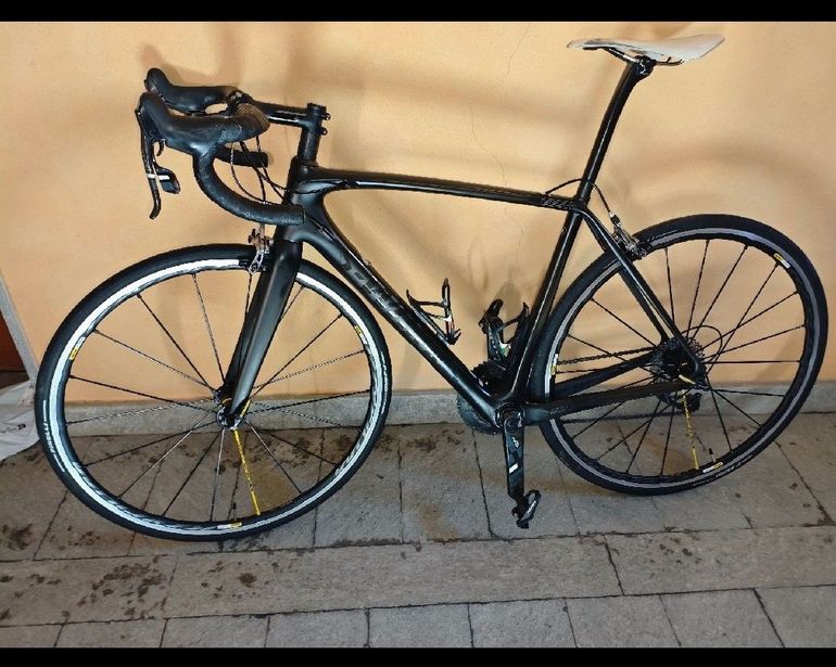 Used Specialized Tarmac Comp 2017 2017 Road & Gravel, Black — image 2 of 4