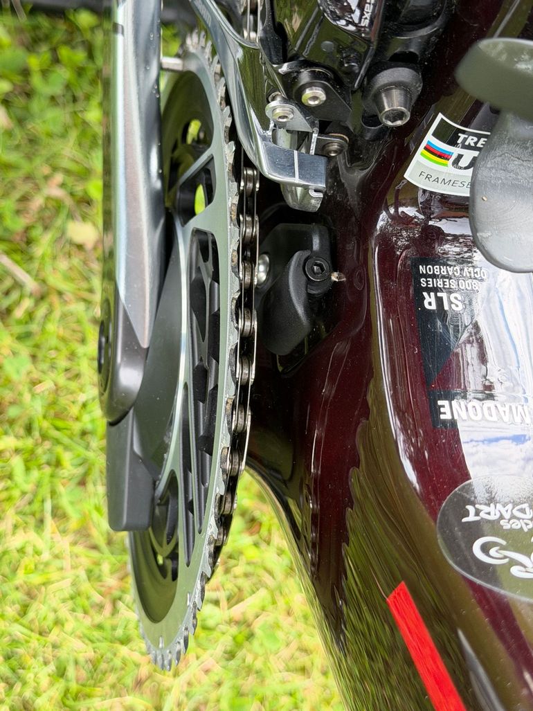Used Trek Madone SRAM Red eTap AXS 2023 Road & Gravel, Red — image 8 of 9