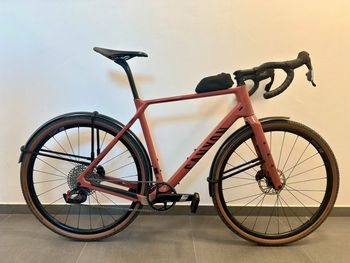 Used Canyon Canyon Grizl CF SL 6 AXS SRAM Force / Apex 2025 Road & Gravel, Rojo — image 2 of 24