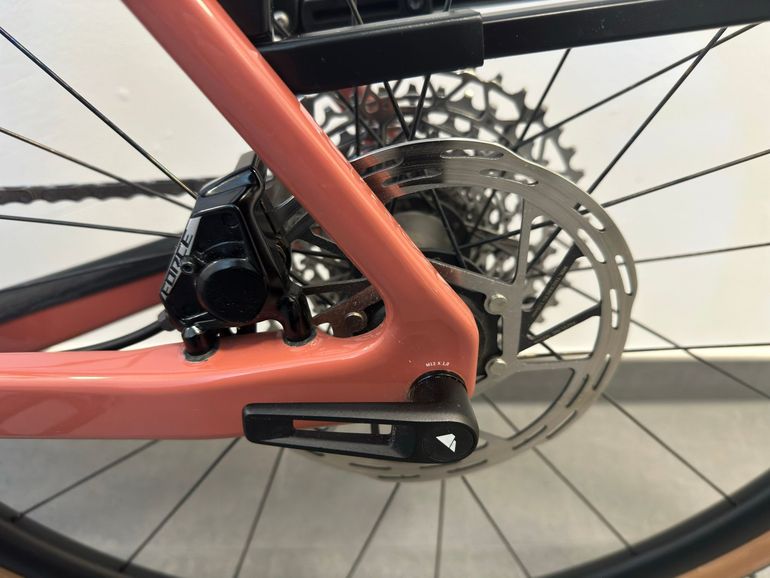 Used Canyon Canyon Grizl CF SL 6 AXS SRAM Force / Apex 2025 Road & Gravel, Rojo — image 23 of 24