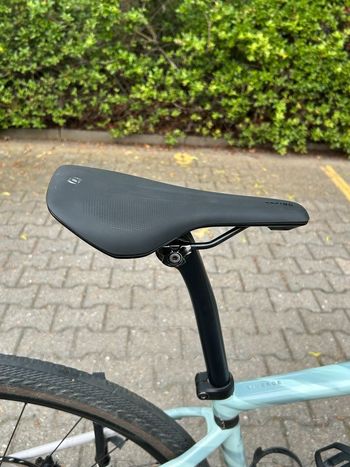 Used Specialized Diverge Comp Carbon 2021 2021 Road & Gravel — image 7 of 19