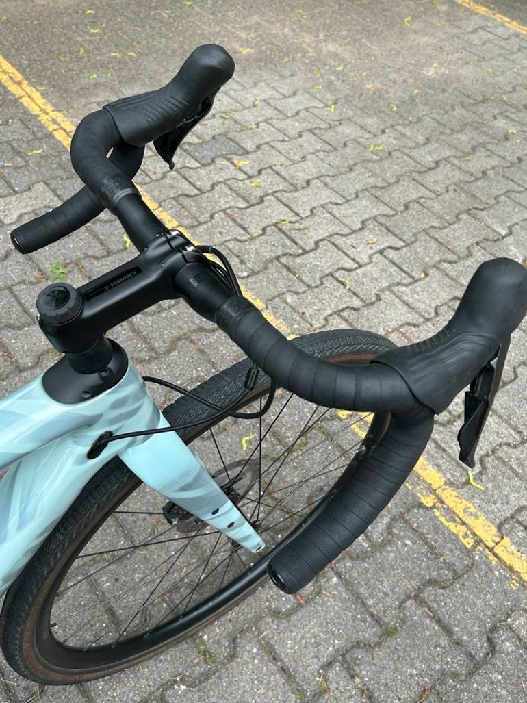 Used Specialized Diverge Comp Carbon 2021 2021 Road & Gravel — image 8 of 19