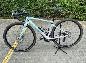 Used Specialized Diverge Comp Carbon 2021 2021 Road & Gravel — image 2 of 19