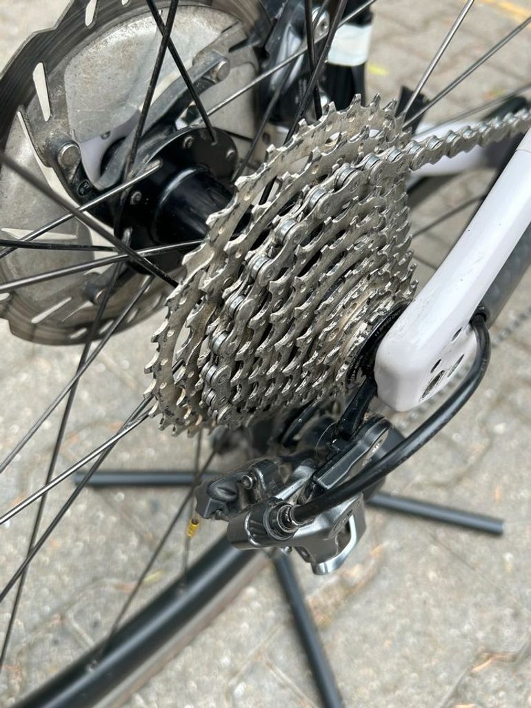 Used Specialized Diverge Comp Carbon 2021 2021 Road & Gravel — image 10 of 19