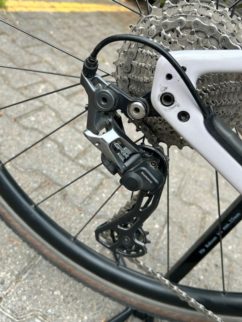 Used Specialized Diverge Comp Carbon 2021 2021 Road & Gravel — image 11 of 19