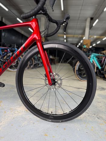 Used Giant TCR Advanced 1 Carbon 2021 Road & Gravel, Red — image 4 of 21