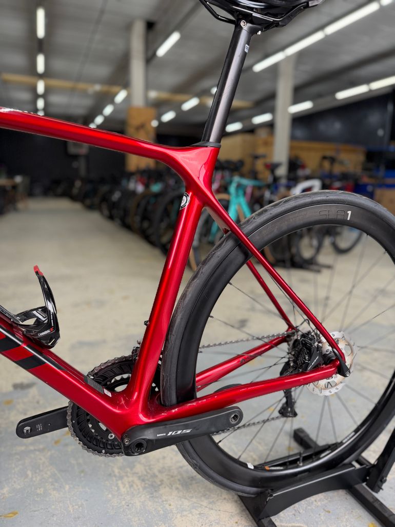 Used Giant TCR Advanced 1 Carbon 2021 Road & Gravel, Red — image 18 of 21