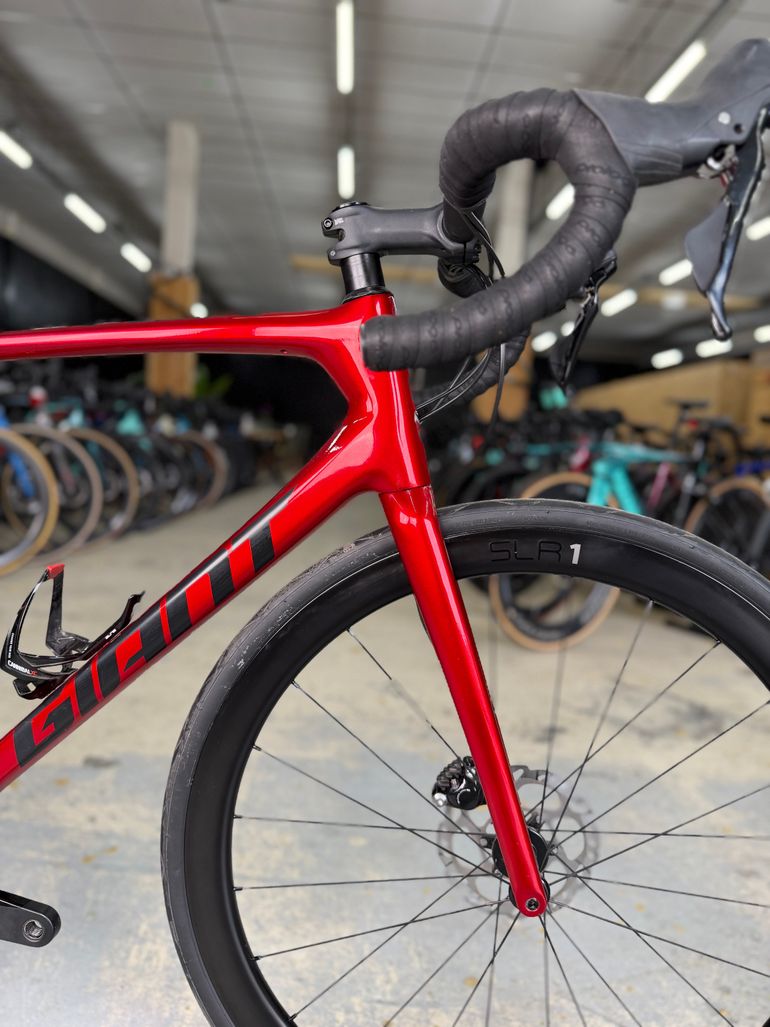 Used Giant TCR Advanced 1 Carbon 2021 Road & Gravel, Red — image 6 of 21