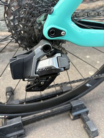 Brugt Bianchi Aria SRAM Rival eTap AXS 2023 Road & Gravel — billede 3 af 4