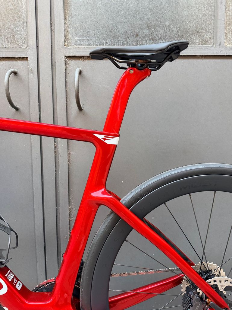Used Pinarello Pinarello F7 Ultegra Di2+Most45 Cherry Red 56 2026 Road & Gravel, Red — image 13 of 13