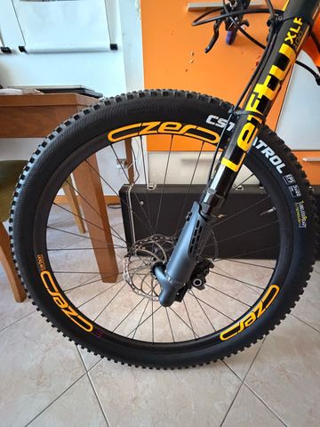 Tweedehands Cannondale F-Si Carbon 2 2017 2017 Mountainbike — afbeelding 8 van 13