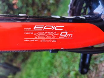 Used Specialized Epic Comp Carbon 29 2012 2012 Mountainbike, Rot, 29 — image 6 of 7