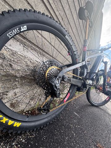 Used Santa Cruz Bullit SRAM X01 Eagle AXS 2026 Mountainbike, Black — image 4 of 6