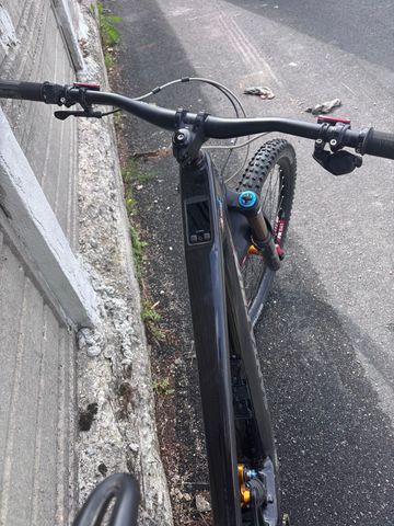 Used Santa Cruz Bullit SRAM X01 Eagle AXS 2026 Mountainbike, Black — image 2 of 6