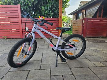 Used CUBE CUBE Custom 2023 Youth — image 2 of 3
