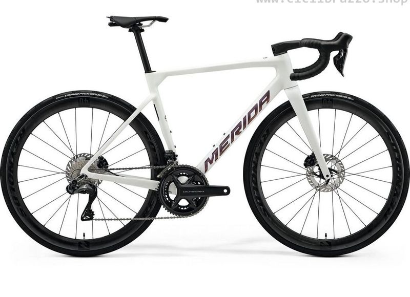Merida Scultura 8000 2026 Road & Gravel d'occasion