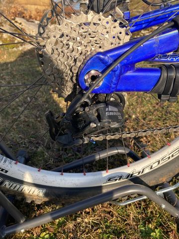 Używany Morewood Freeride DH 2010 Mountainbike — zdjęcie 10 z 16