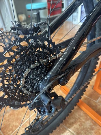 Used Specialized Turbo Levo Comp Alloy 2022 2022 Mountainbike, Black — image 10 of 17