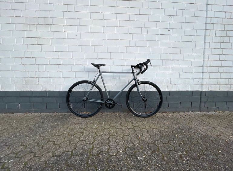 Used Peugeot Unbekannter Stahlrenner 2013 Road & Gravel, Hellgrau — image 1 of 6