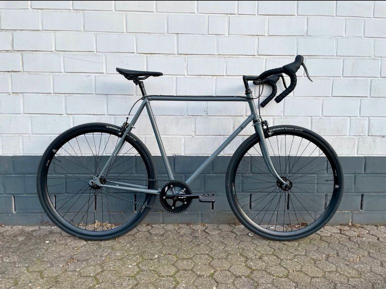 Used Peugeot Unbekannter Stahlrenner 2013 Road & Gravel, Hellgrau — image 2 of 6